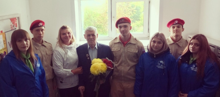 Поздравление ветерана ВОВ.